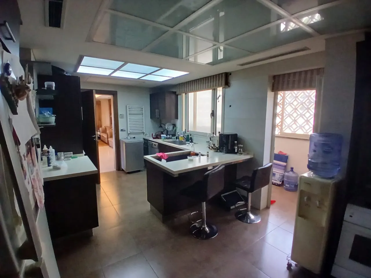 Spacious Decorated Apartment For Sale in Baabda — الصورة 8