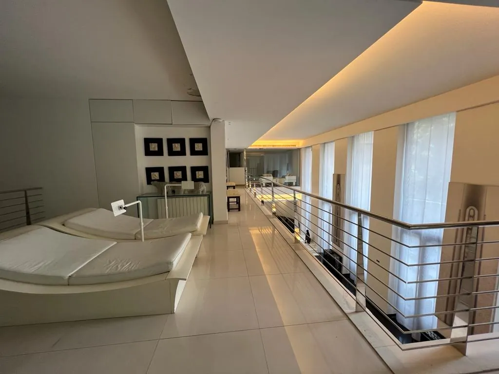 Luxurious Duplex Apartment With Terrace For Sale in Saifi — الصورة 6