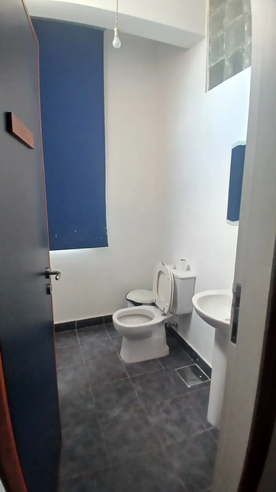 Semi-Furnished Office For Rent in Zalka — photo 7