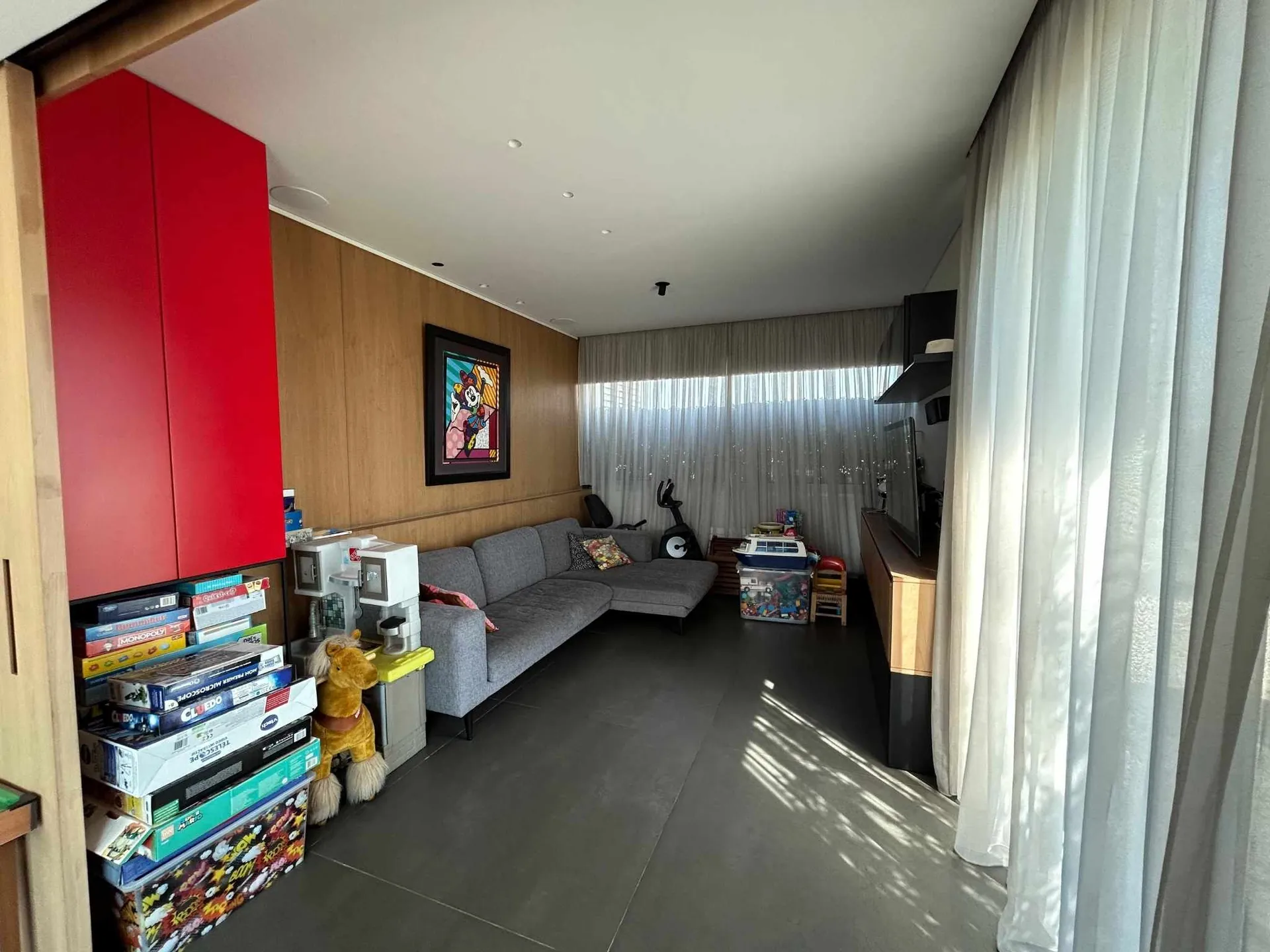 Penthouse with Terraces and Mountain City View For Sale in Achrafieh, Rizk — الصورة 10