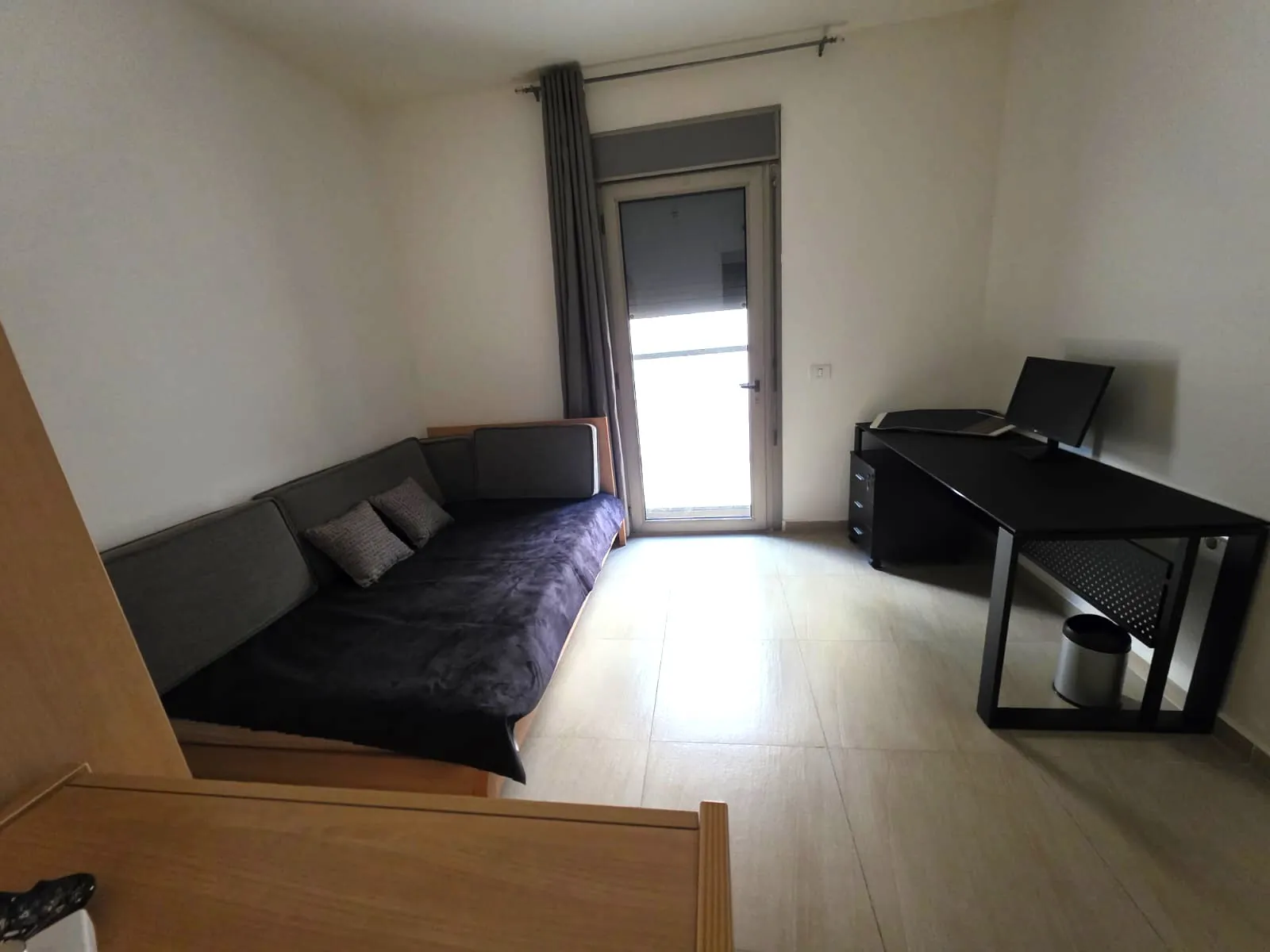 Fully Furnished Apartment with Mountain View For Rent in Antelias, Mezher — الصورة 4