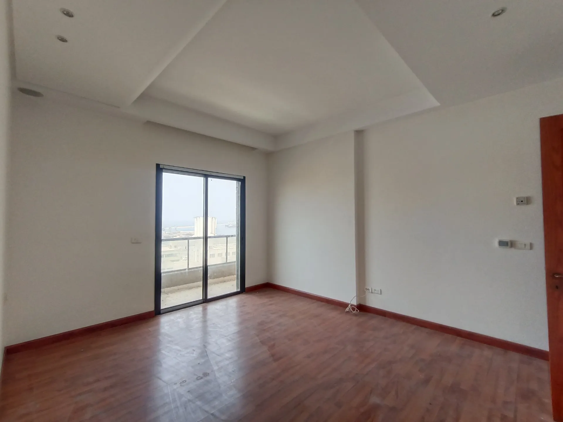 High-End and Charming Apartment For Rent in Gemmayzeh, Pasteur — الصورة 10