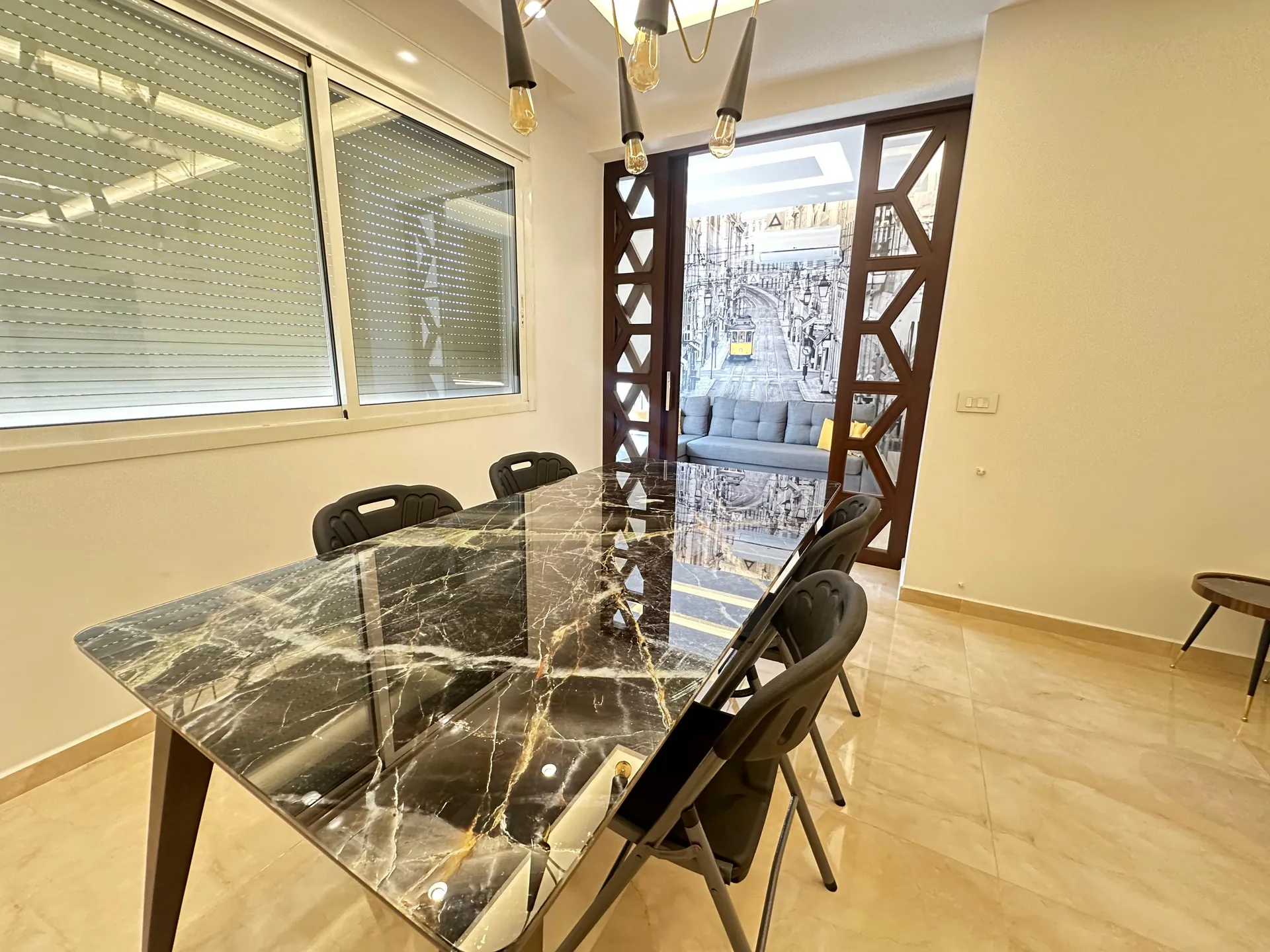Modern, Furnished & Decorated Apartment For Rent in Betchay — الصورة 4