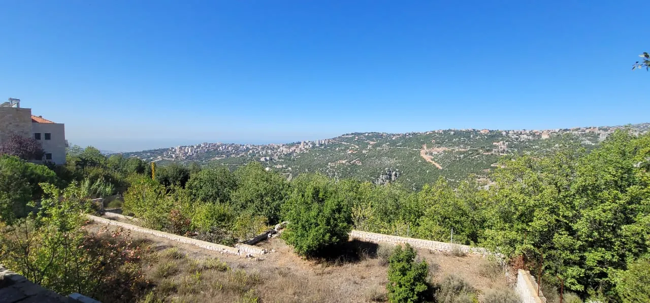 Core and Shell Villa For Sale in Kfarzebian Village — الصورة 3