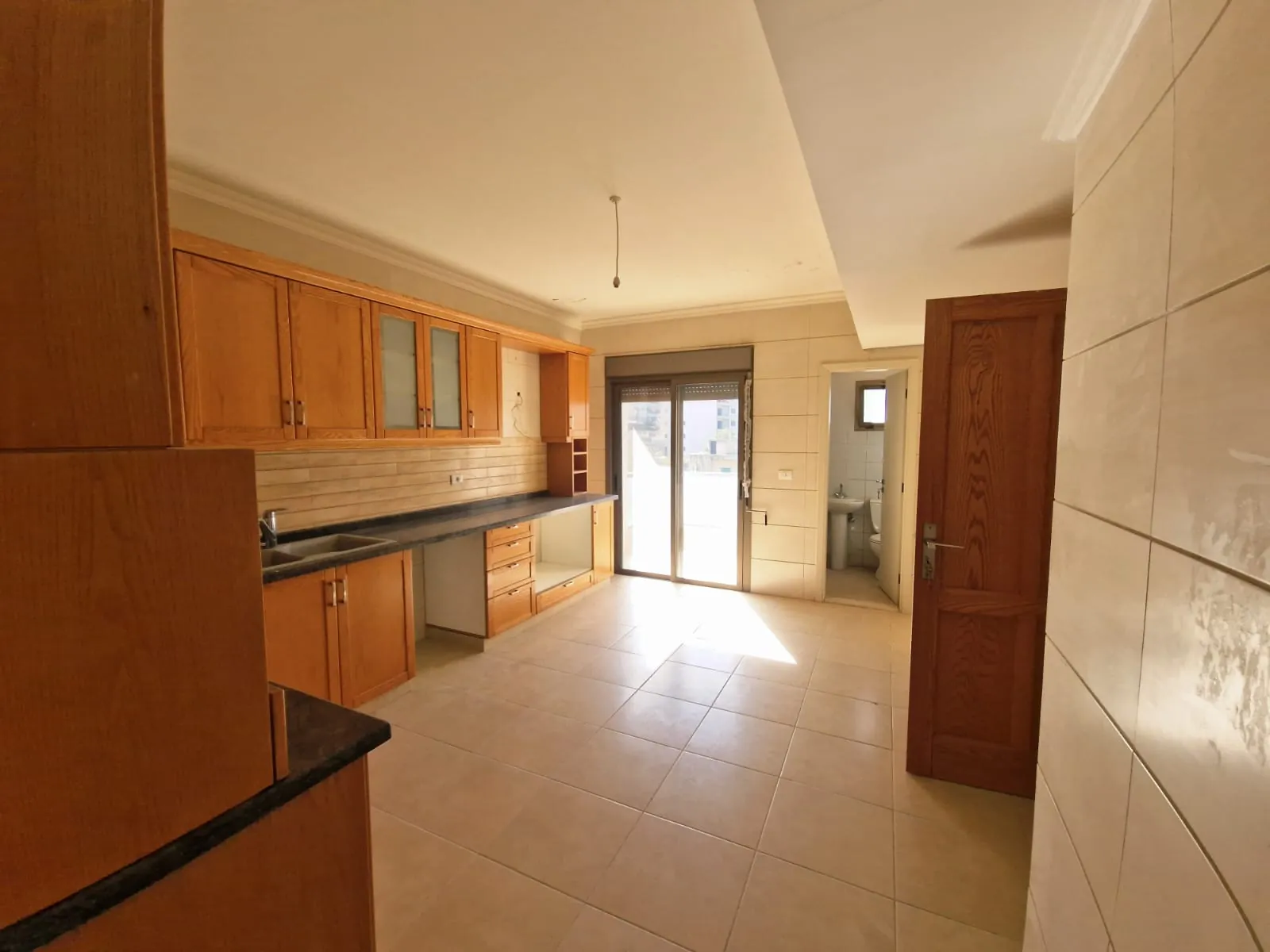 Spacious Apartment for Rent in Kfarhbeib — الصورة 5