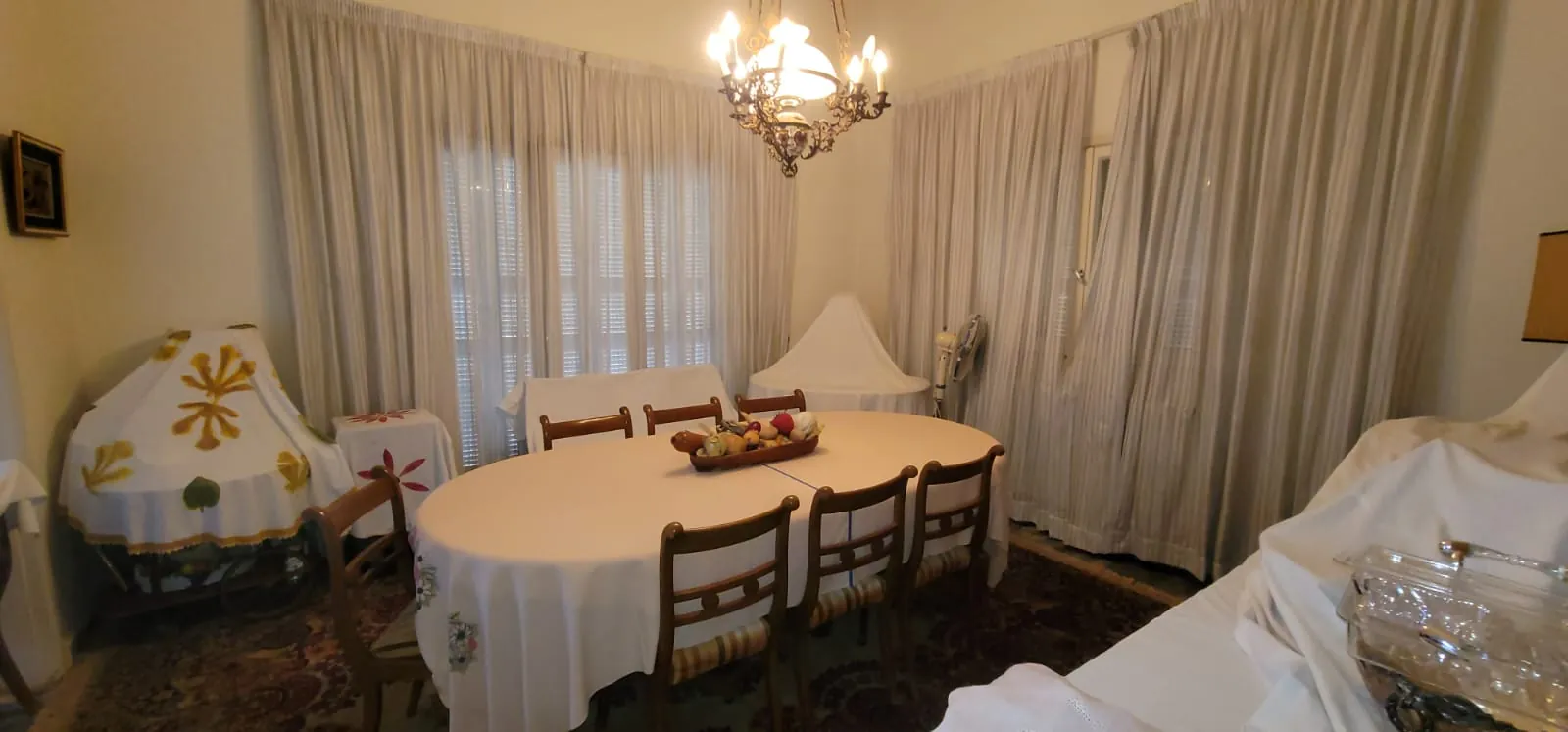 Old Furnished Stand-Alone House For Rent in Ain El Rihani — الصورة 5
