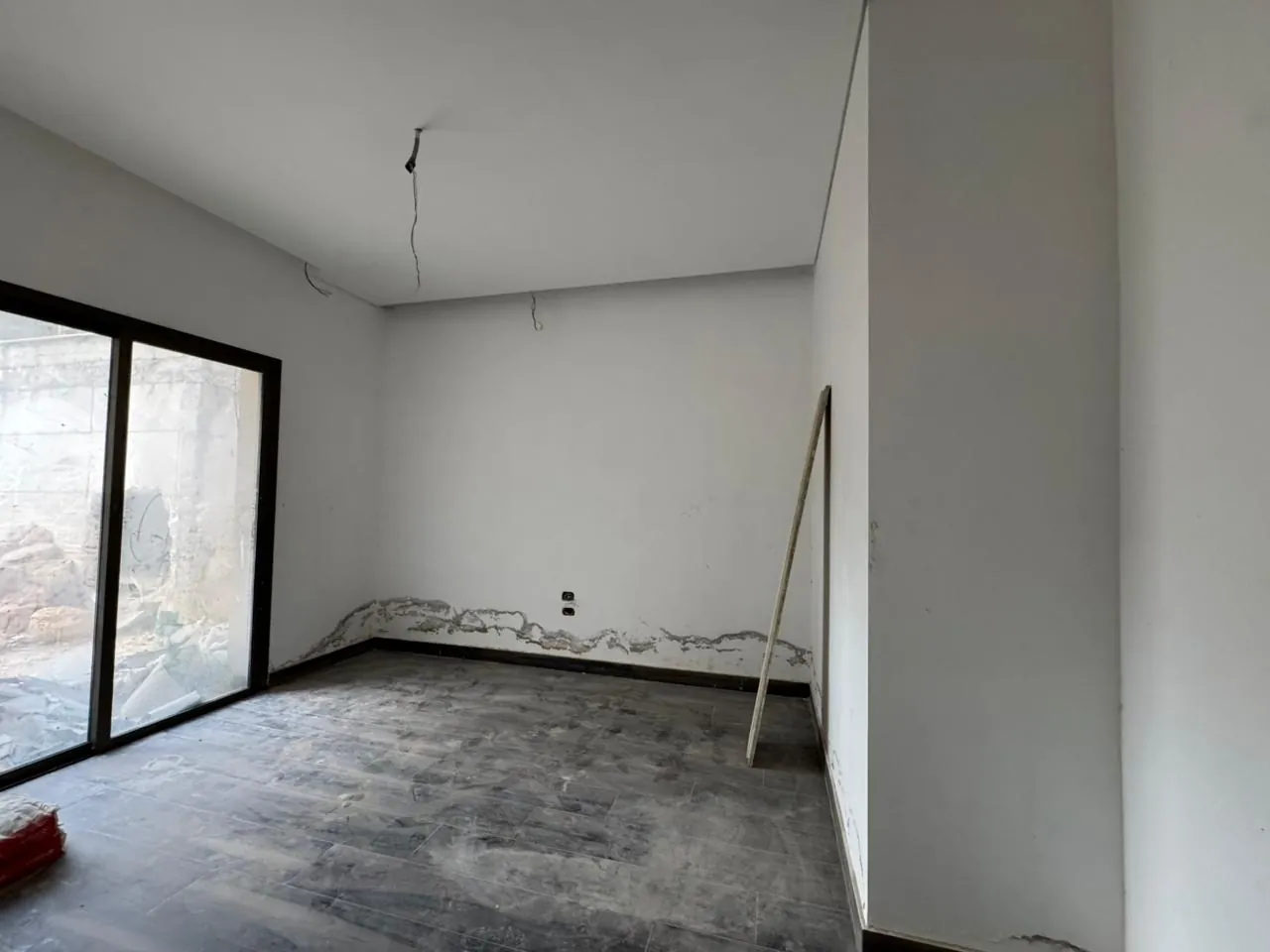 Spacious Apartment With Terrace For Sale in Baabdat — photo 8