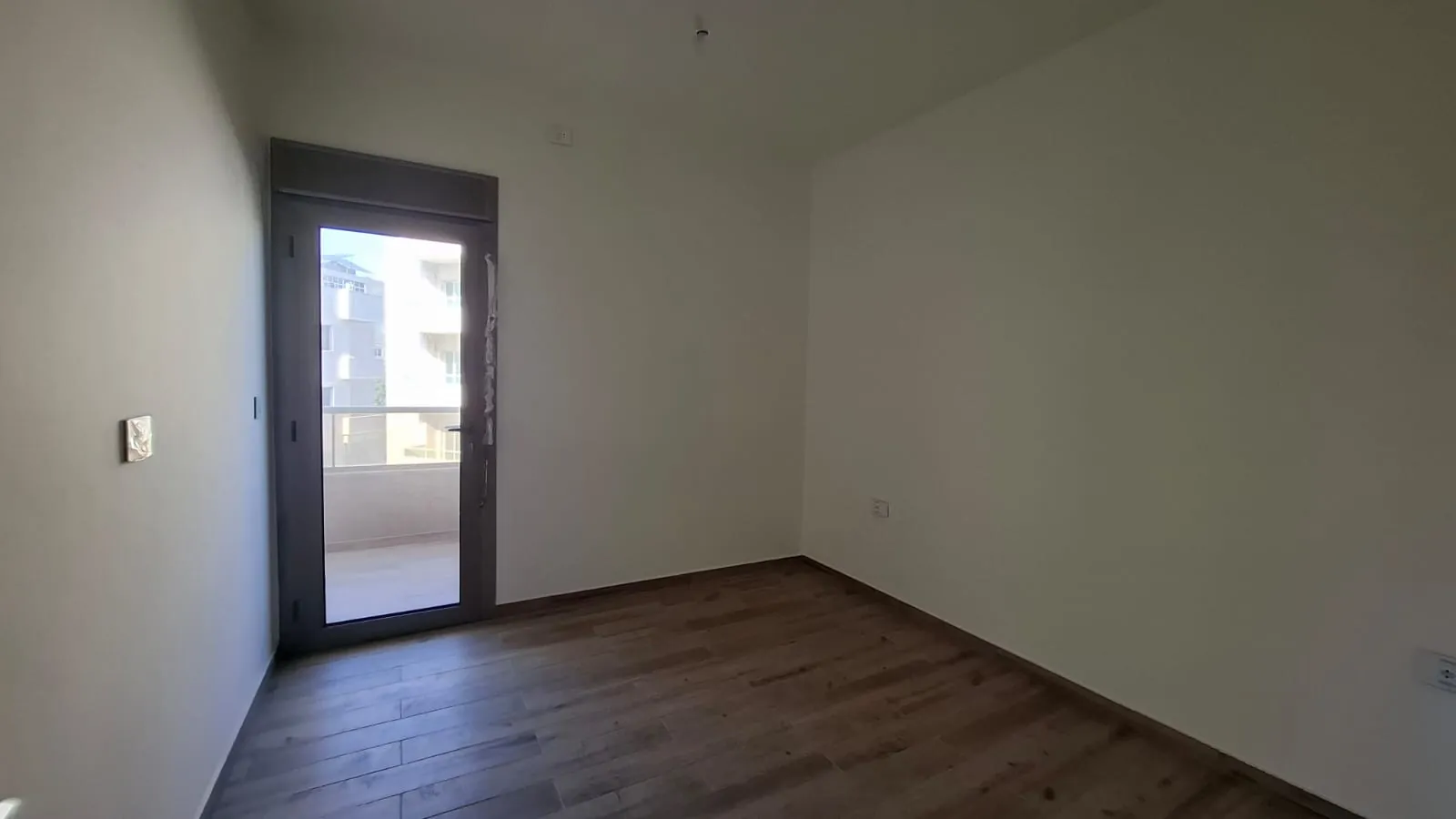 Nice Apartment With A Small Terrace For Sale in Jbeil — photo 4