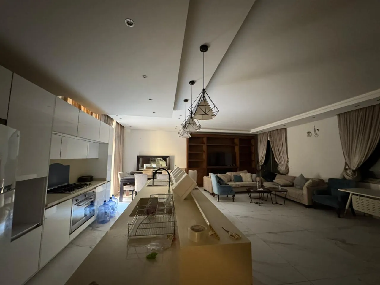 Fully Furnished Decorated Apartment For Rent in Broumana — الصورة 4