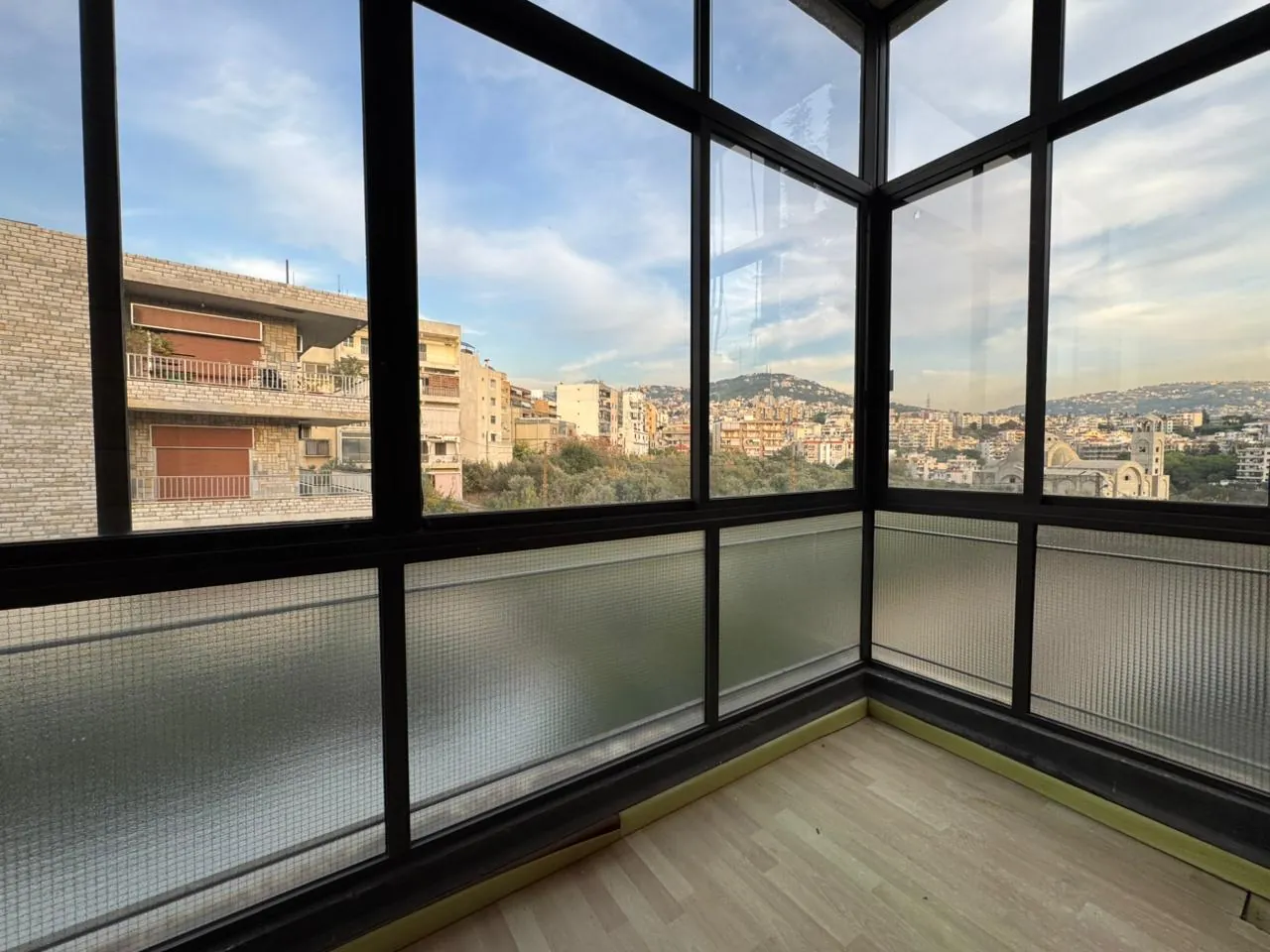 3-Bedroom Apartment For Sale in Mansourieh — الصورة 6
