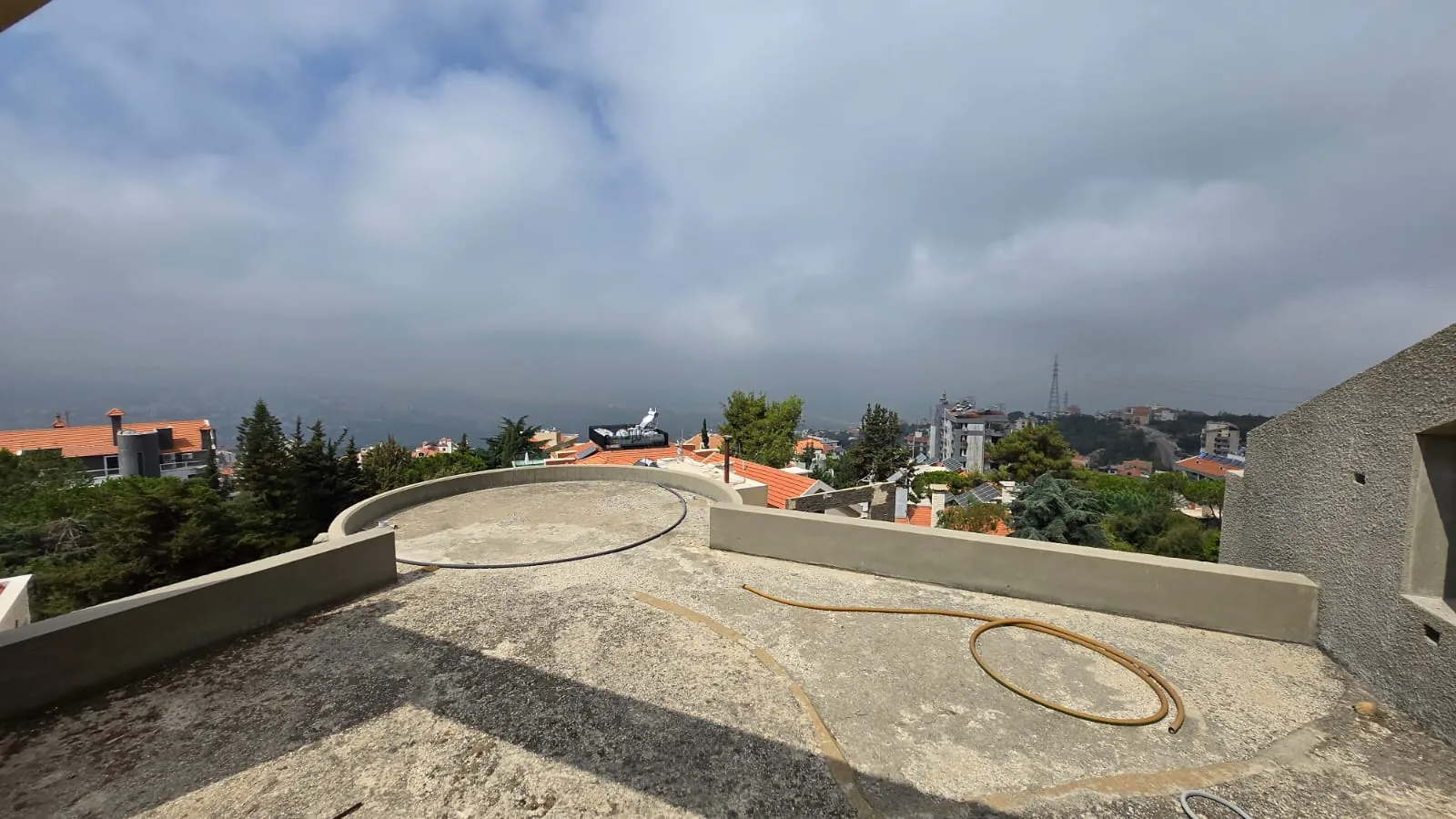 Under-Construction Building For Sale in Ballouneh — الصورة 4