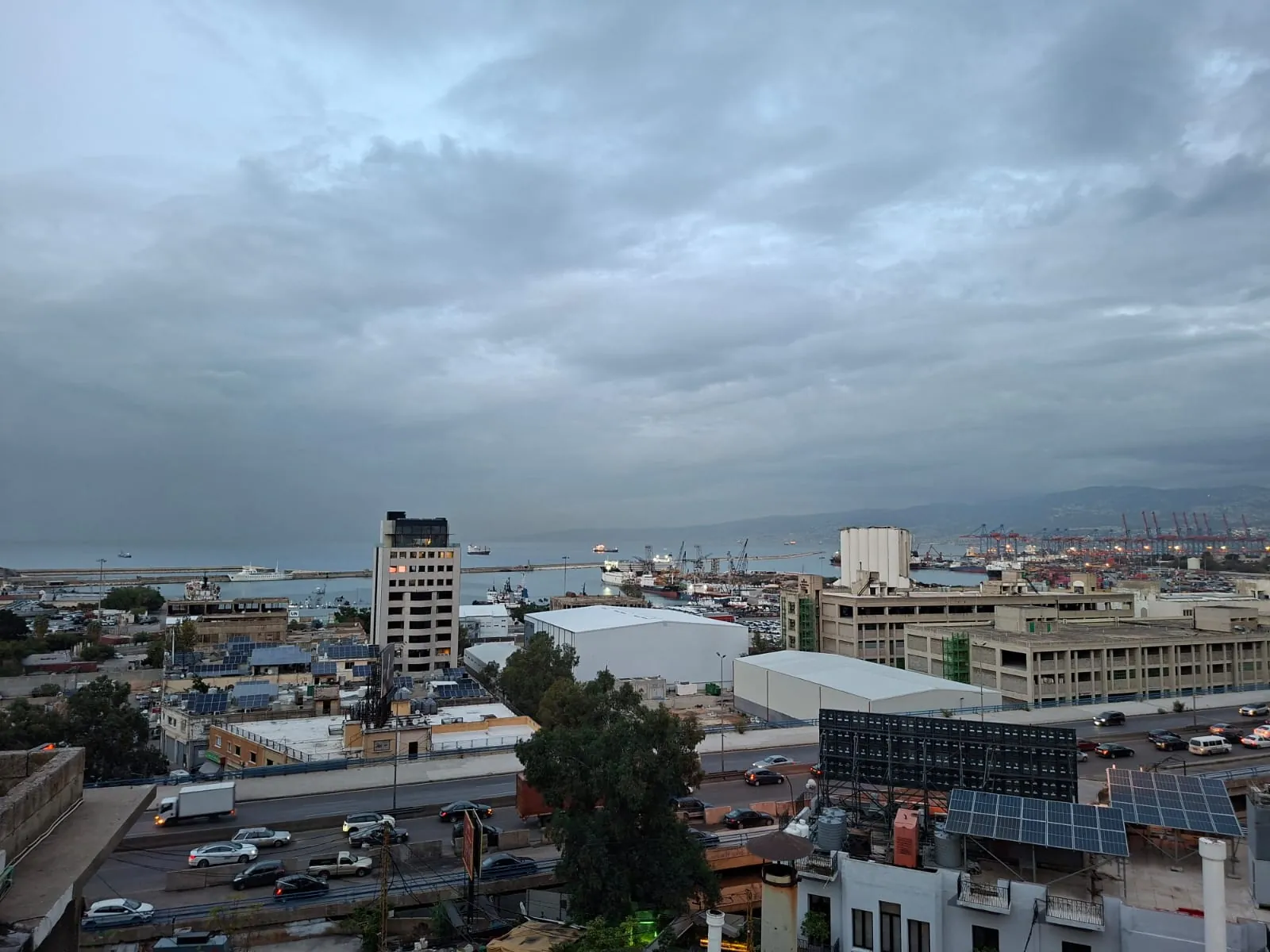 4-Floor Building For Rent in a Select Location in Gemmayzeh — الصورة 3