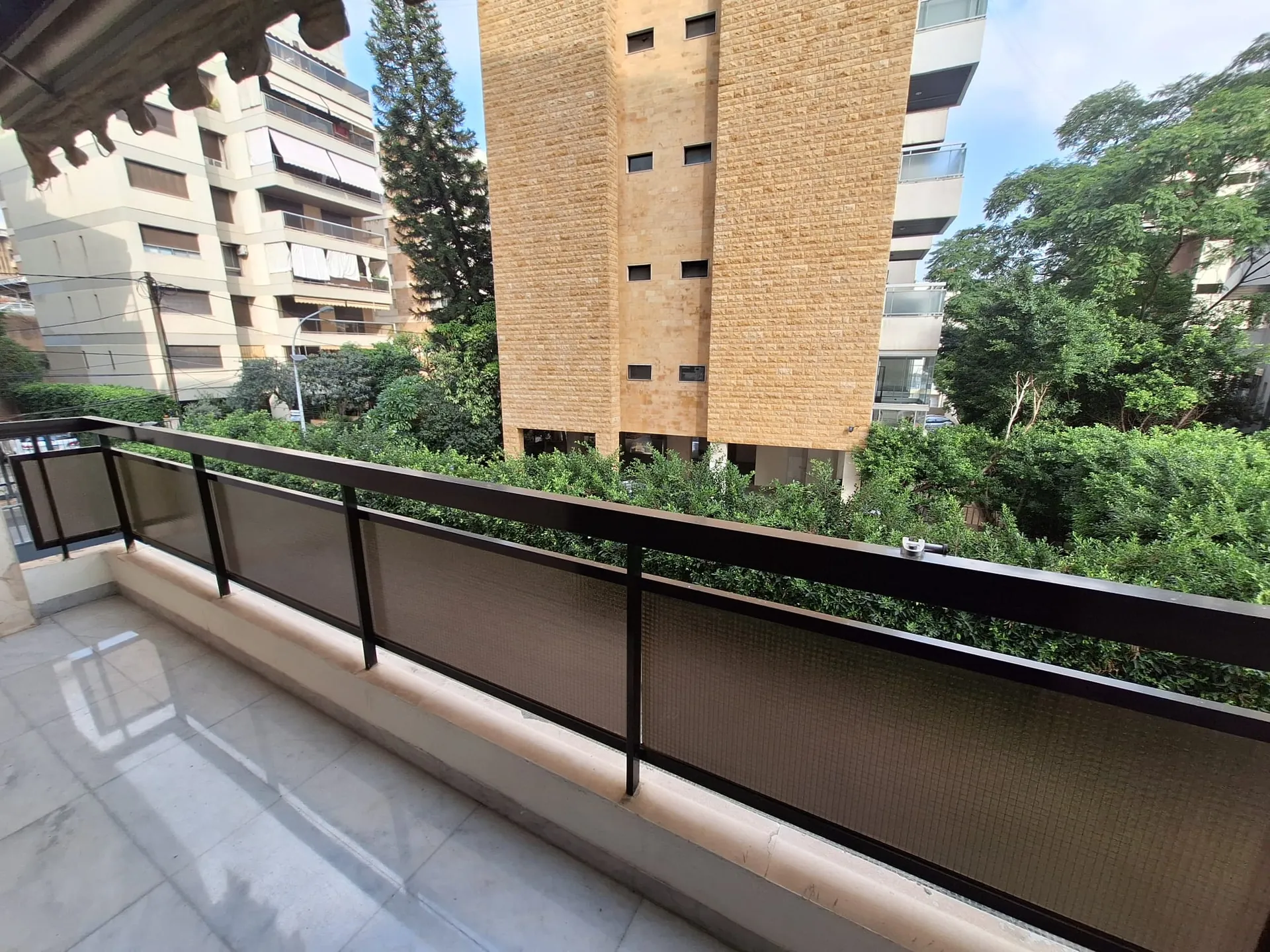 Fully Furnished Apartment For Rent in Horsh Tabet — الصورة 7