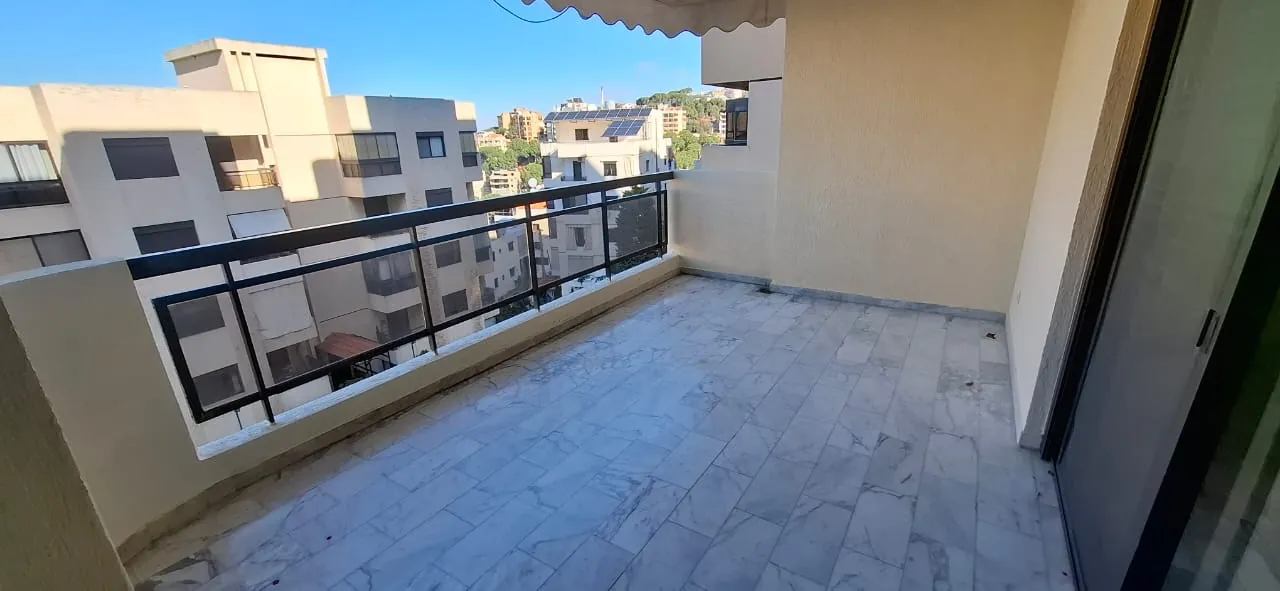 Spacious Apartment For Rent in Qannabet Broumana — الصورة 2