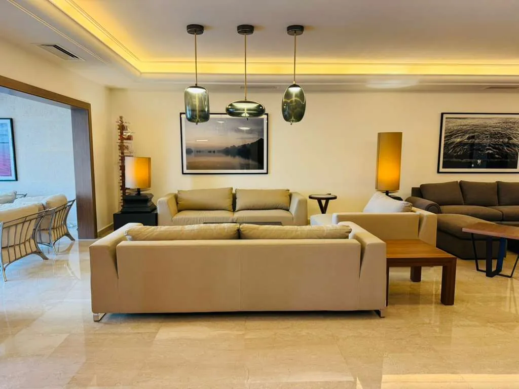 Amazing Unfurnished 4-Bedroom Apartment For Sale in Jnah, Beirut — الصورة 2