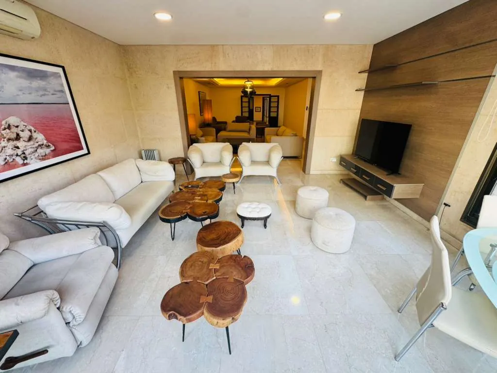 Amazing Unfurnished 4-Bedroom Apartment For Sale in Jnah, Beirut — الصورة 4