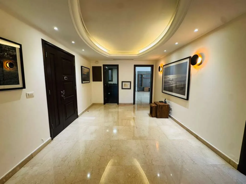 Amazing Unfurnished 4-Bedroom Apartment For Sale in Jnah, Beirut — الصورة 9