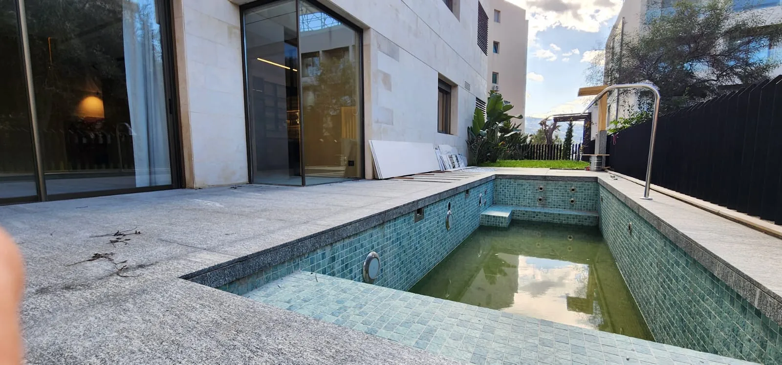 Luxurious High-End Finishing Apartment With Garden For Sale in Yarze — الصورة 10