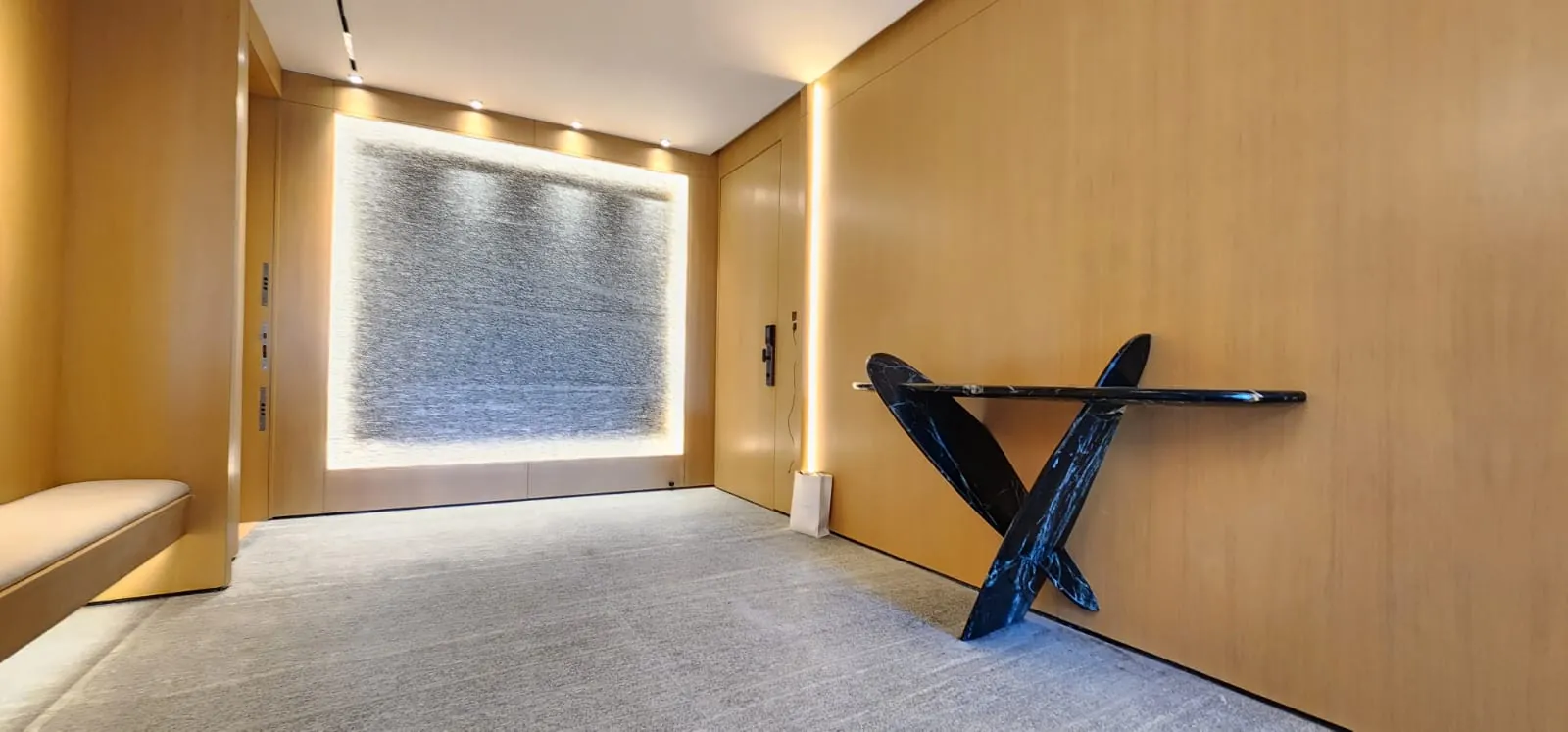 Luxurious High-End Finishing Apartment With Garden For Sale in Yarze — الصورة 2