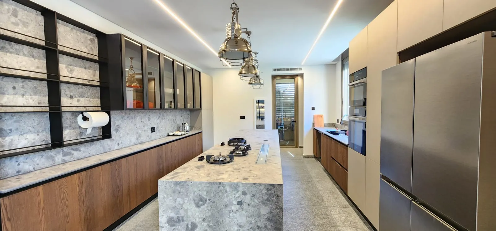 Luxurious High-End Finishing Apartment With Garden For Sale in Yarze — الصورة 6