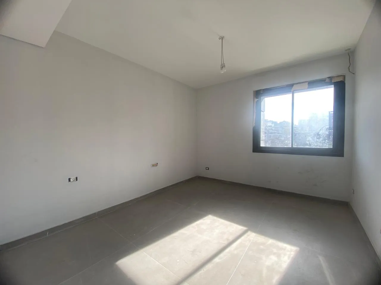 Brand New 3-Bedroom Apartment with Amazing Sea View For Sale in Zoukak El Blat — الصورة 6