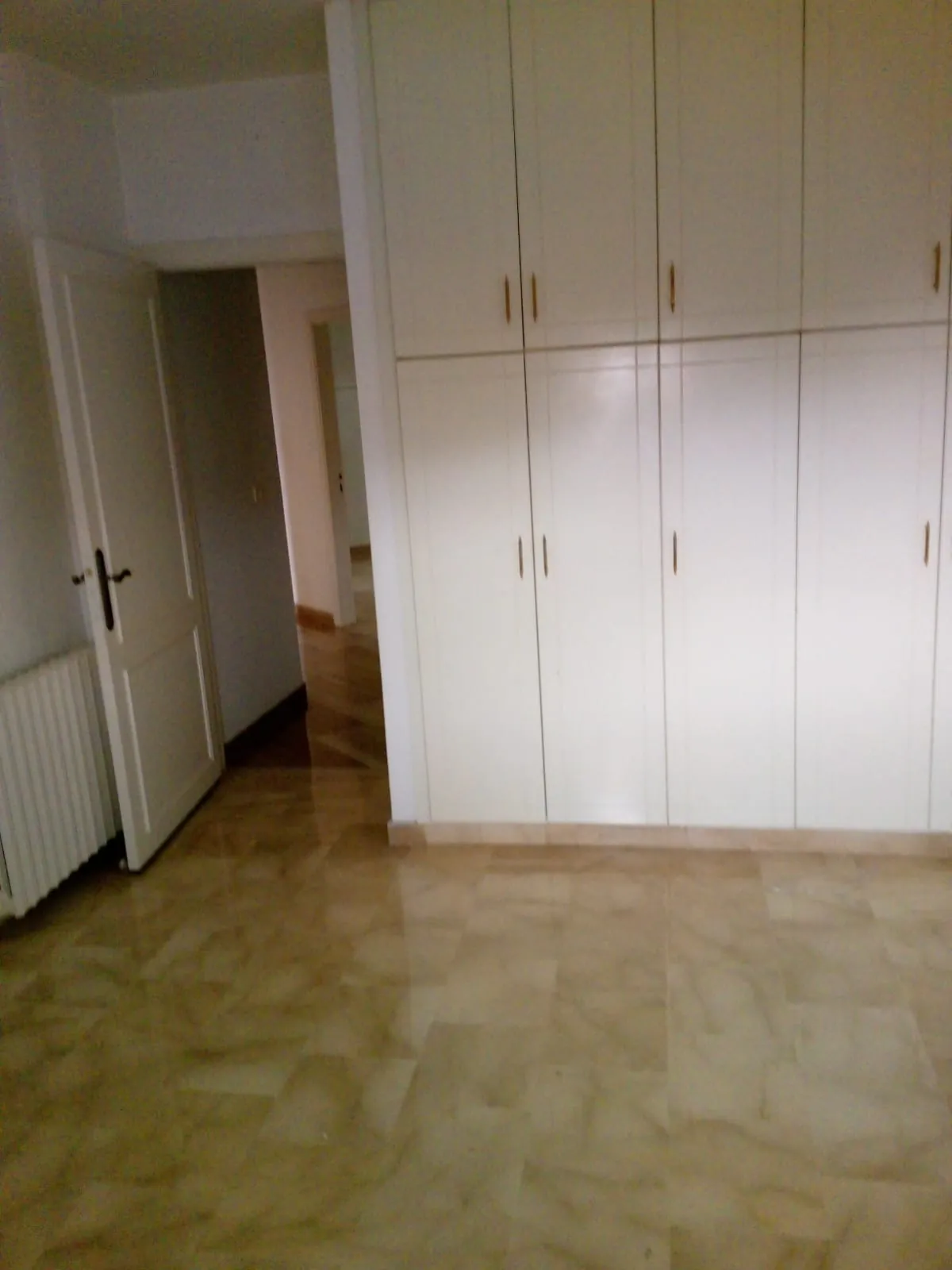 An Apartment With Sea And Mountain View For Sale In Adma — الصورة 6