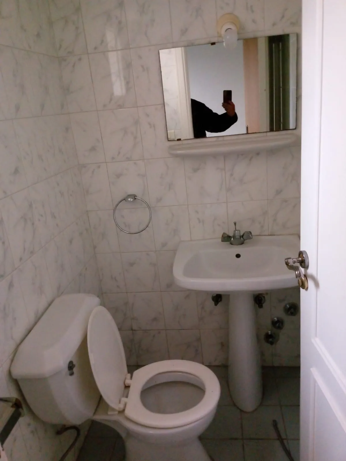 An Apartment With Sea And Mountain View For Sale In Adma — الصورة 7