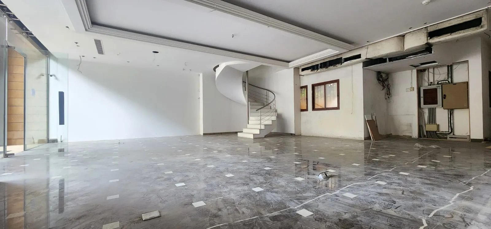 270 SQM Duplex Shop For Rent in Down Town — الصورة 2