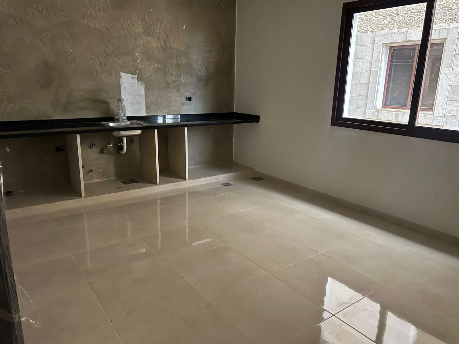 3-Bedroom Apartment For Rent in Aley — الصورة 4