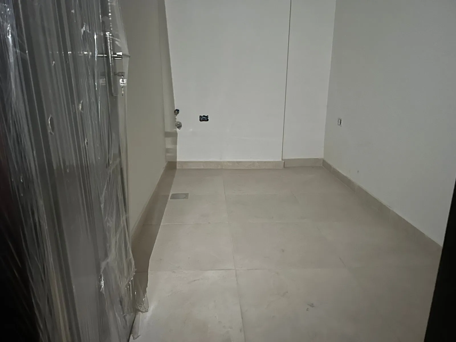 3-Bedroom Apartment For Rent in Aley — الصورة 6