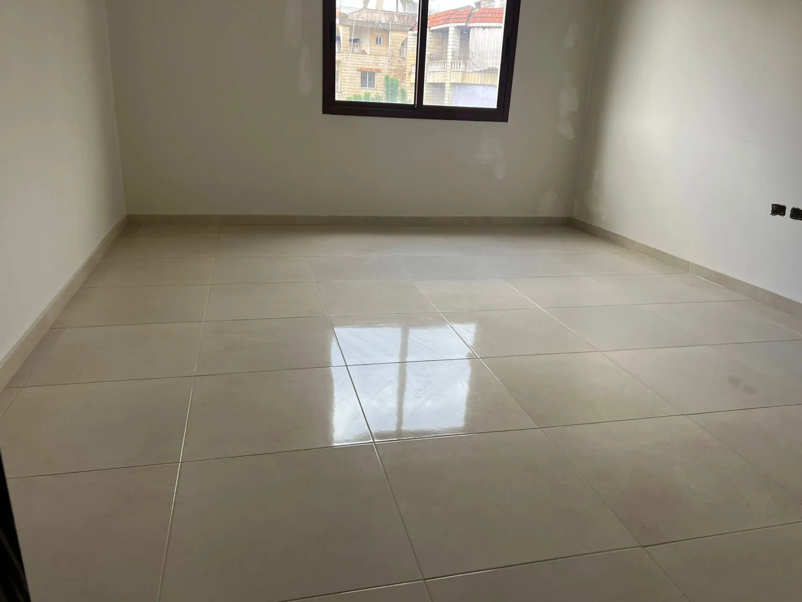 Spacious Apartment For Rent in Aley — الصورة 5