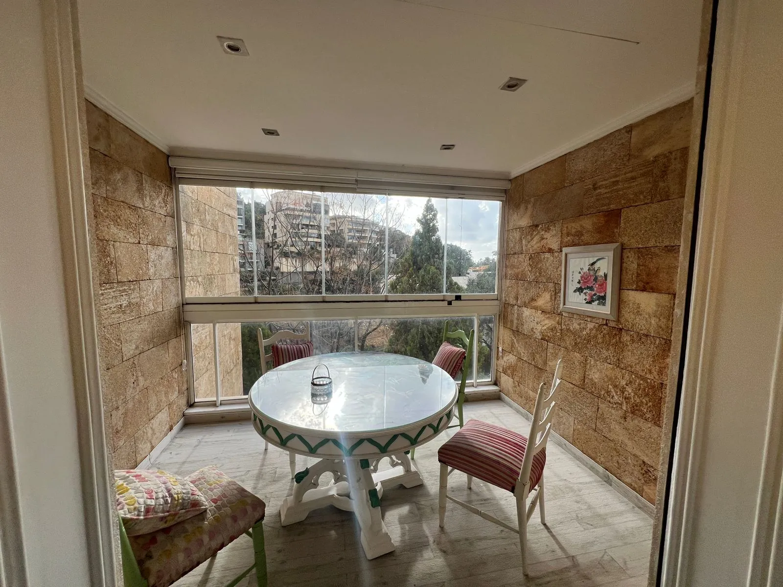 Luxurious Fully-Furnished High-End Villa For Rent in Baabda — الصورة 7