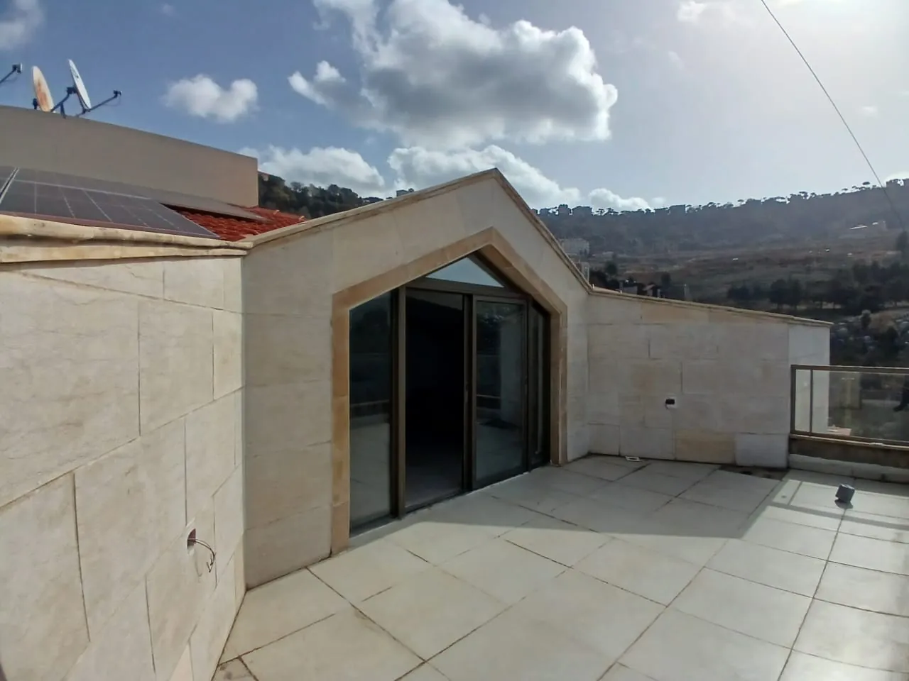 Duplex With Panoramic View For Sale in Chwaya, El Metn — الصورة 10