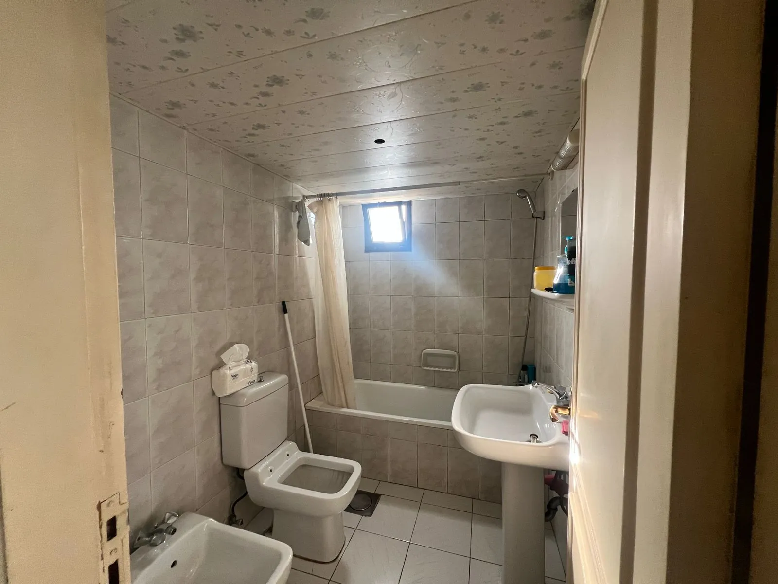 Decorated Apartment With Mountain View For Rent in Dhour Al Abadiyeh — photo 5