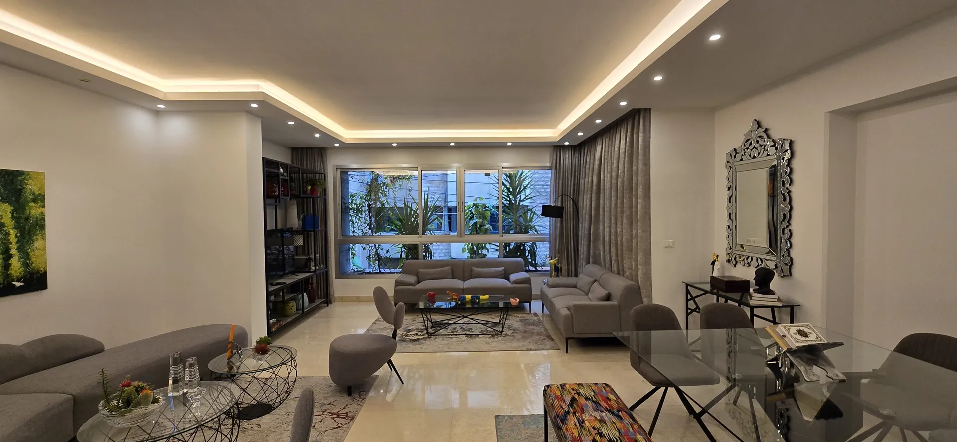 Nicely Decorated Apartment For Sale in Ras El Nabeh, Beirut