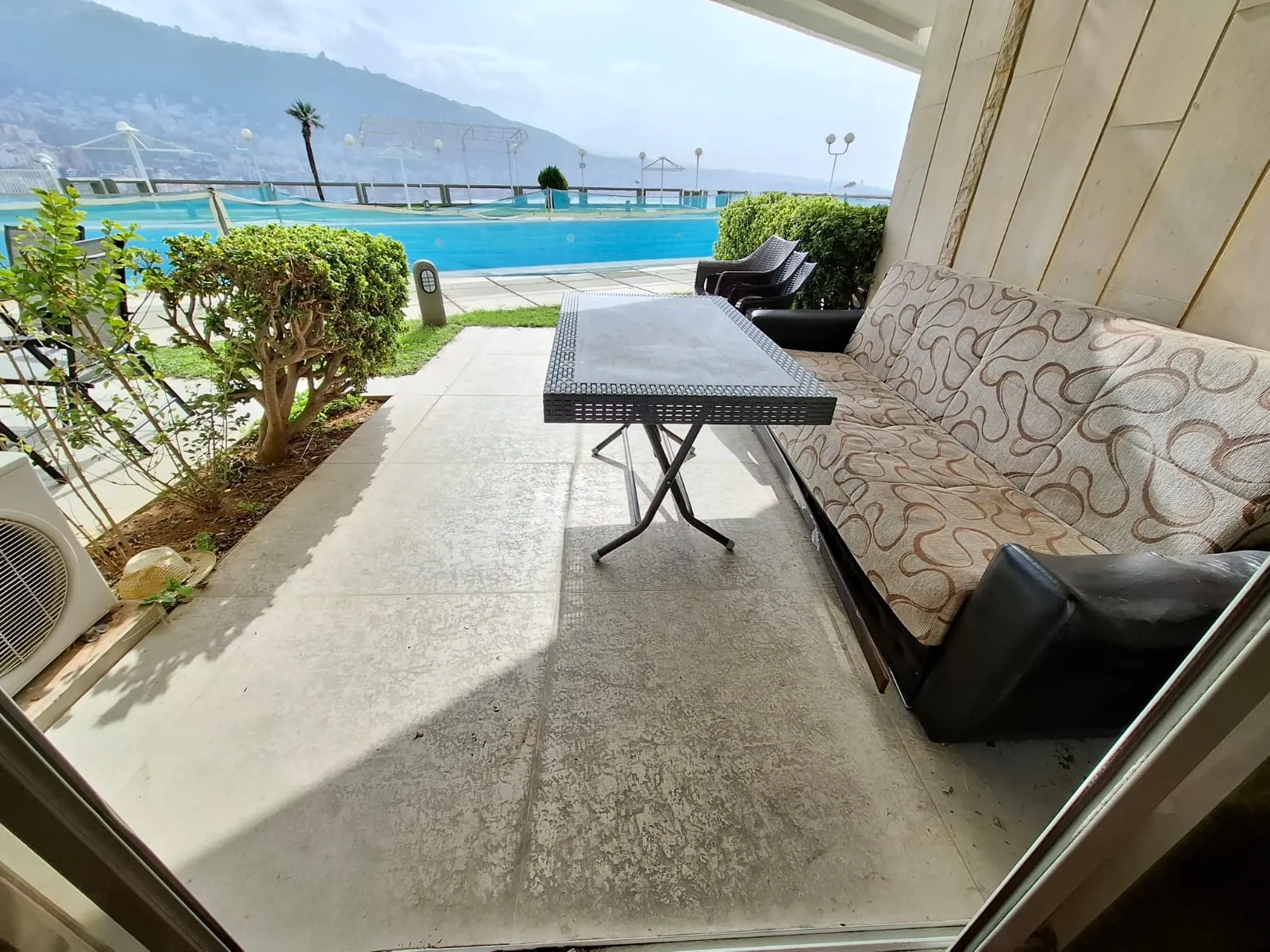 Furnished Chalet For Rent in A Well Known Resort in Tabarja — الصورة 3