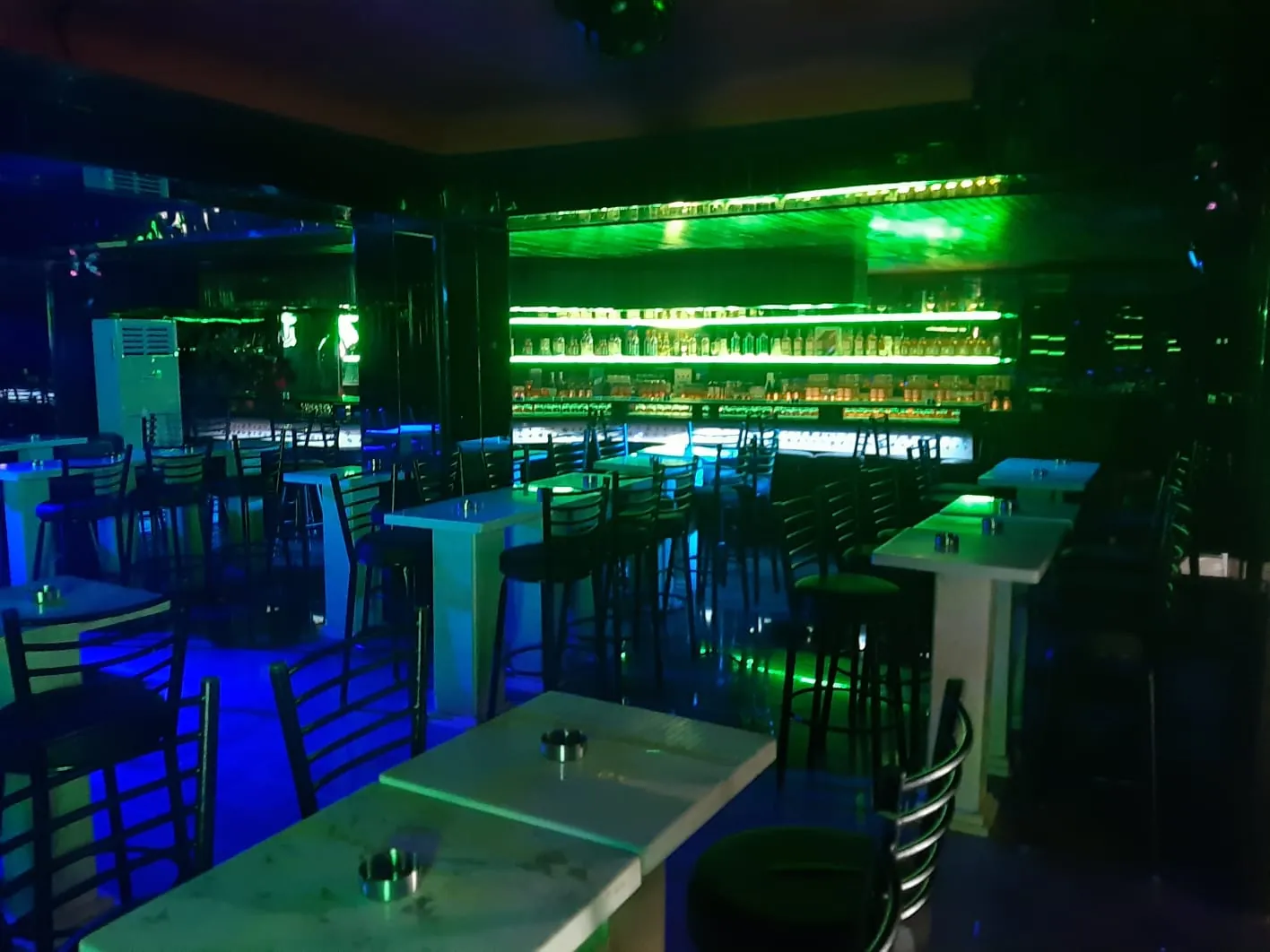 Decorated & Ready To Move-In Night Club For Rent in Badaro — photo 2