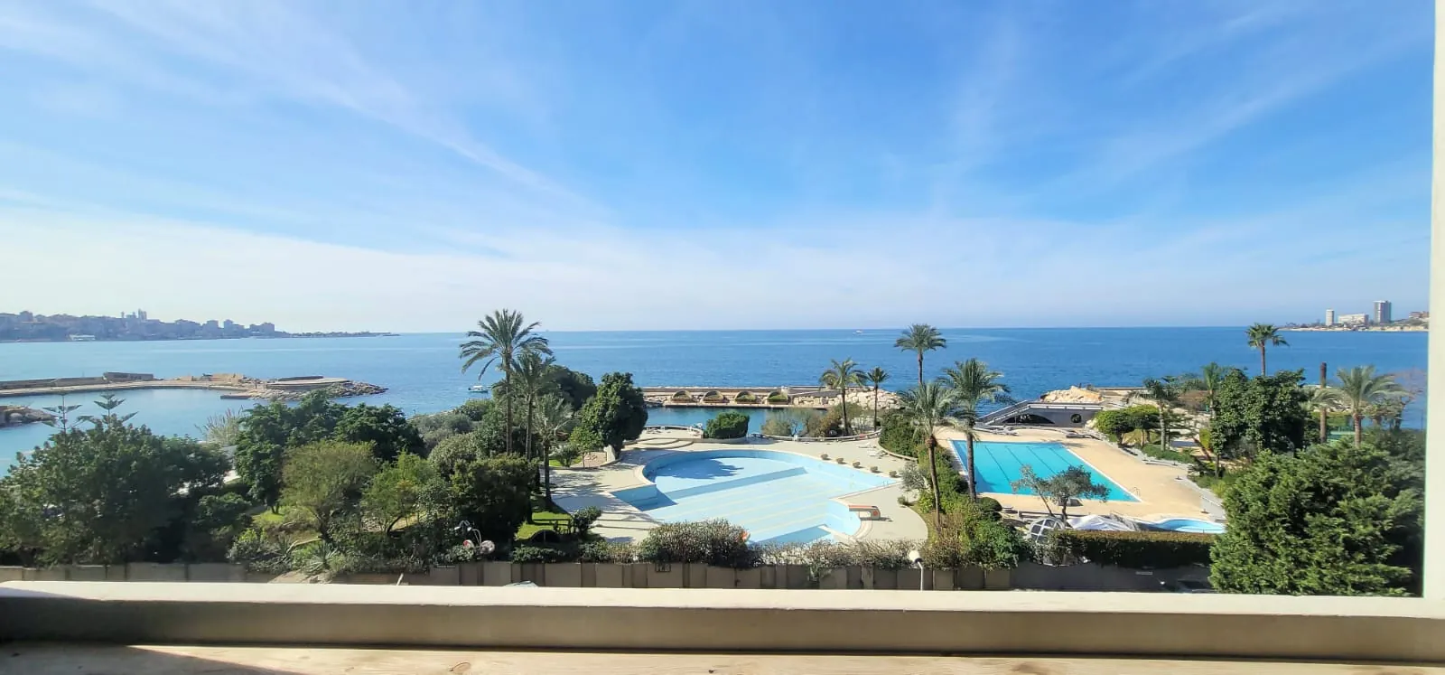 Fully Furnished Chalet With Sea View For Rent in Jounieh — الصورة 4