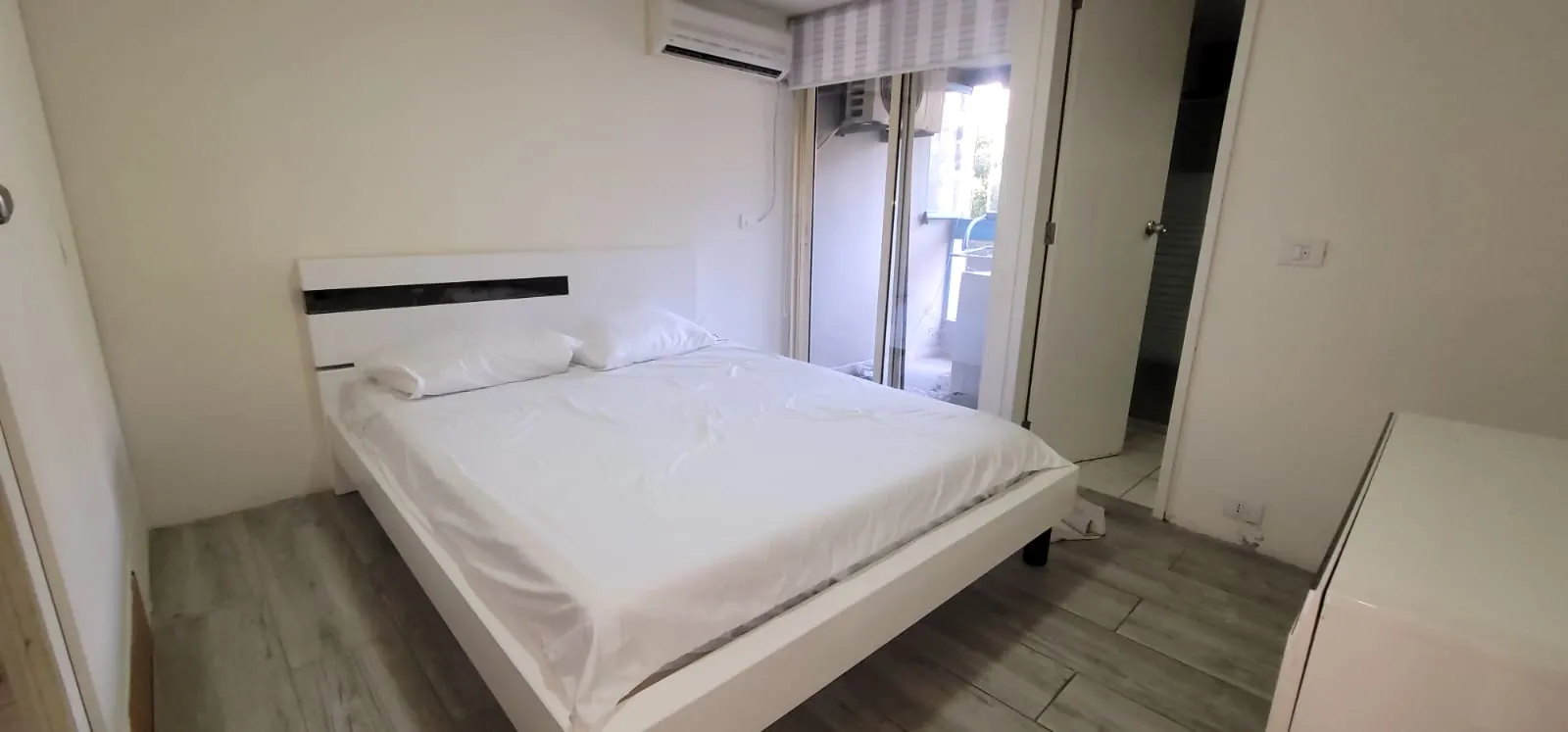 Fully Furnished Chalet With Sea View For Rent in Jounieh — الصورة 6