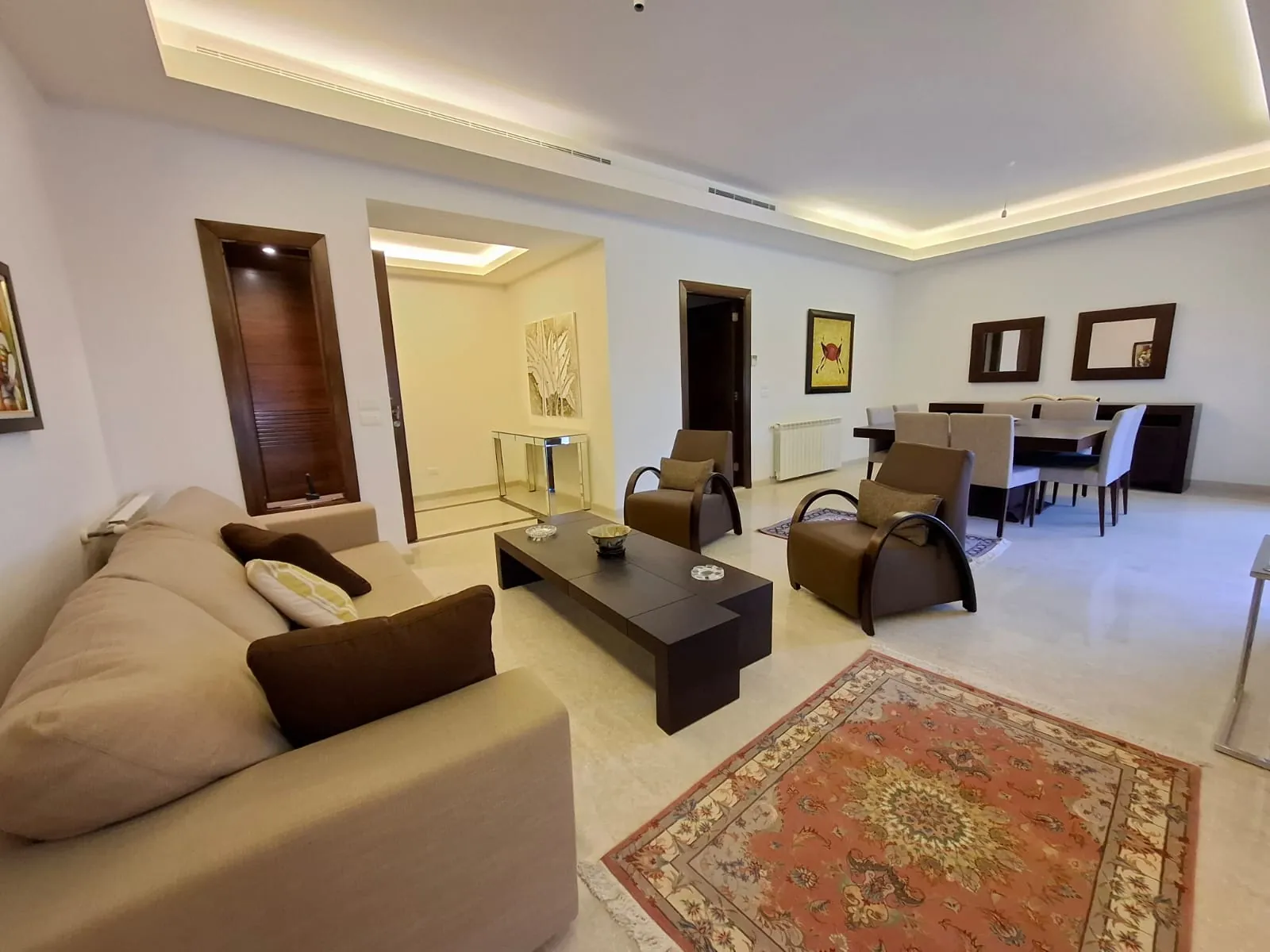 Spacious Unfurnished Apartment With Garden For Sale in Adma — الصورة 2