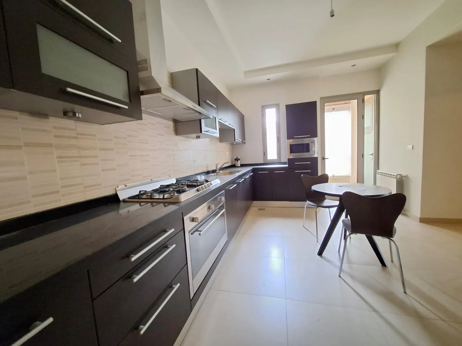 Spacious Unfurnished Apartment With Garden For Sale in Adma — الصورة 6