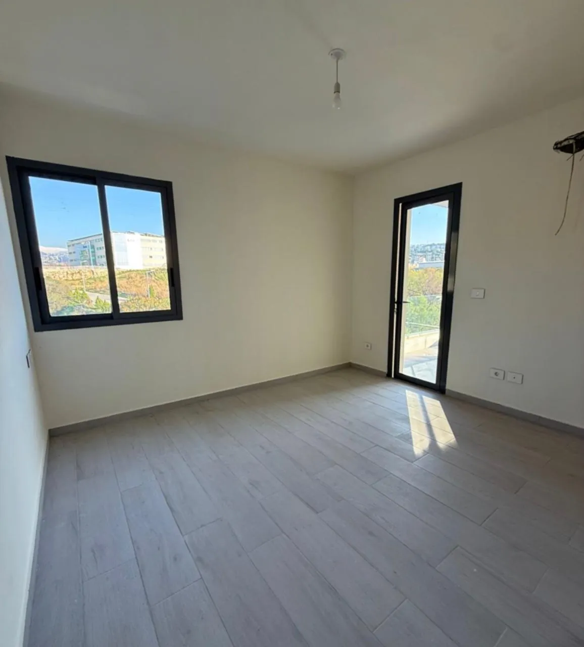 Brand New 3-Bedroom Duplex For Sale in Dbayeh — الصورة 5