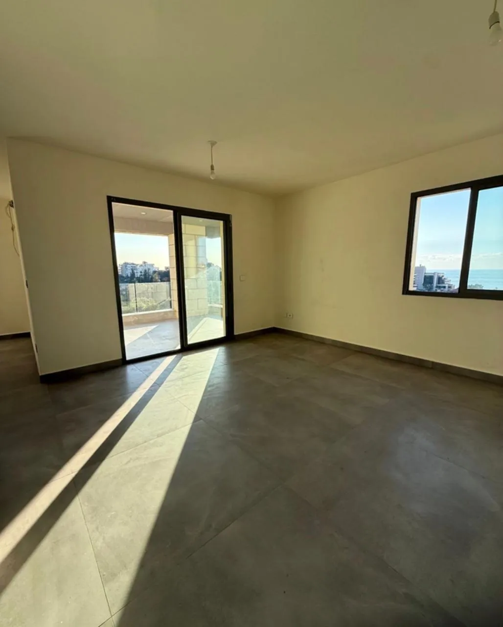Brand New 3-Bedroom Duplex For Sale in Dbayeh — الصورة 6