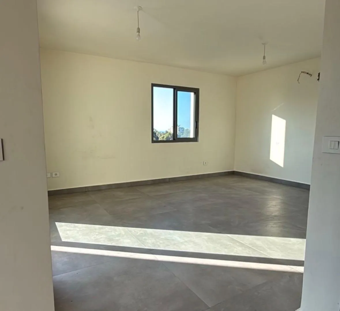Brand New 3-Bedroom Duplex For Sale in Dbayeh — الصورة 7
