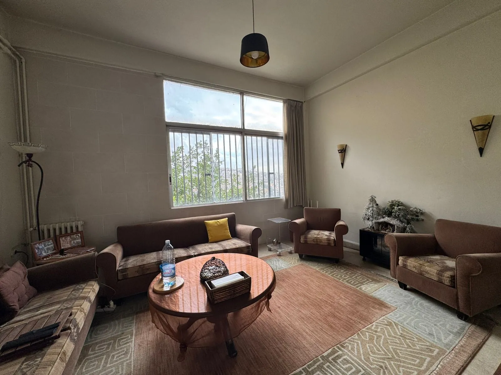 Spacious Apartment With Terrace For Sale in Mansourieh — الصورة 3