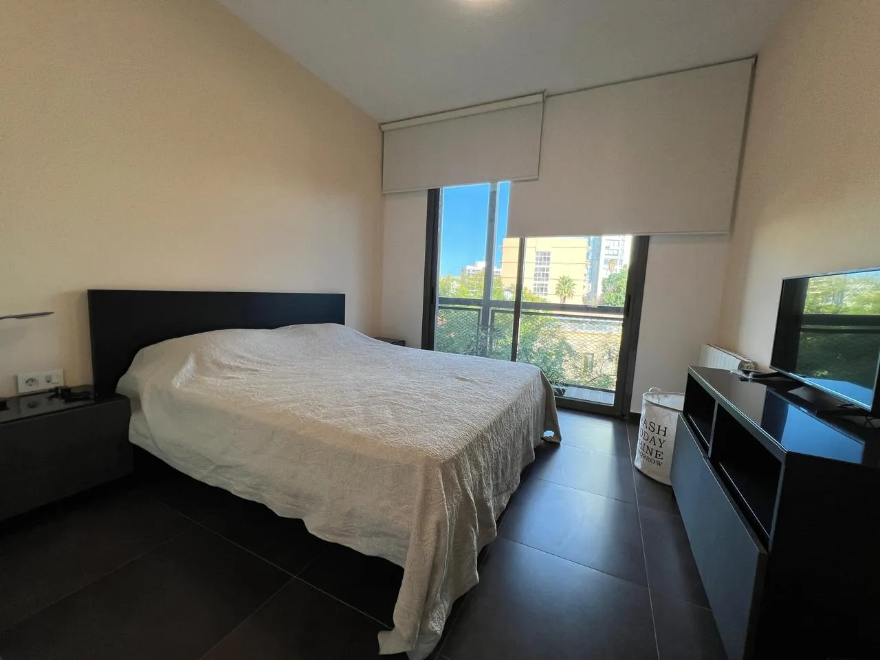Beautifully Furnished Apartment For Rent in Achrafieh, Nazareth — الصورة 4