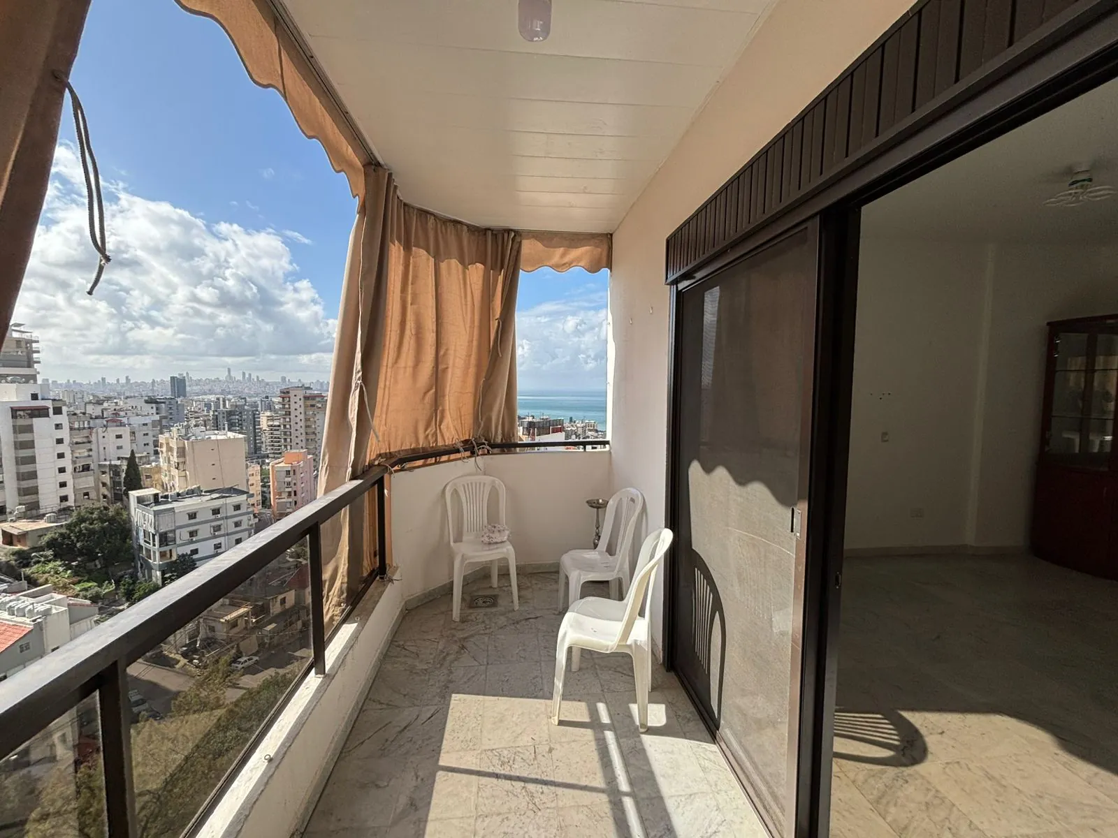 Furnished Apartment For Rent in Jal El Dib — الصورة 3