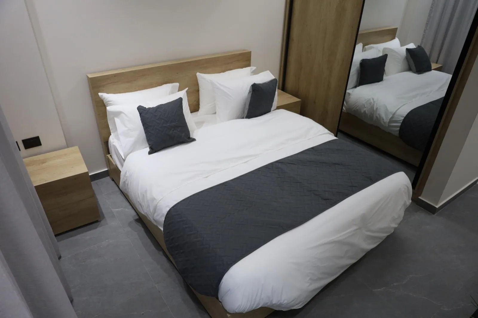 All Inclusive! Modern & Furnished Apartment For Rent in Bliss, Ras Beirut — الصورة 3