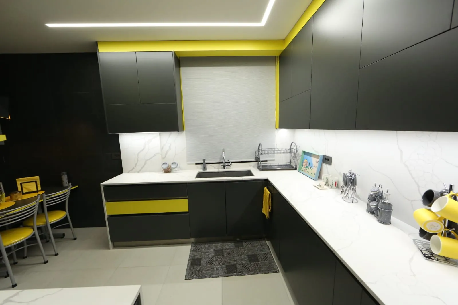 Fully Furnished Renovated Decorated Apartment For Sale in Aamchit — الصورة 6