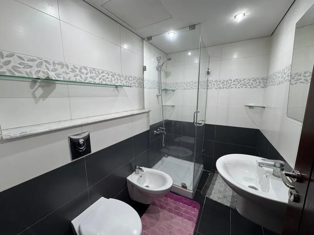 Spacious Apartment For Rent in Ras El Nabeh, Beirut — الصورة 10